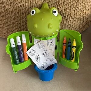 Crayola Green Dinosaur Creativity Kit